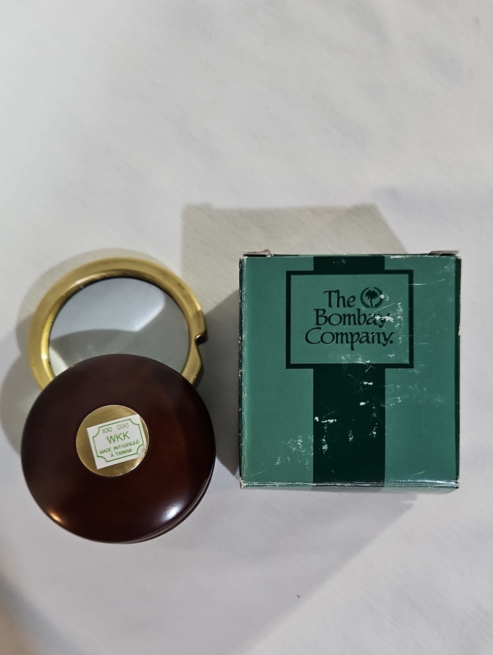 The Bombay Company Pocket Magnifier Model 1840201 Circa 1996 with Original Box